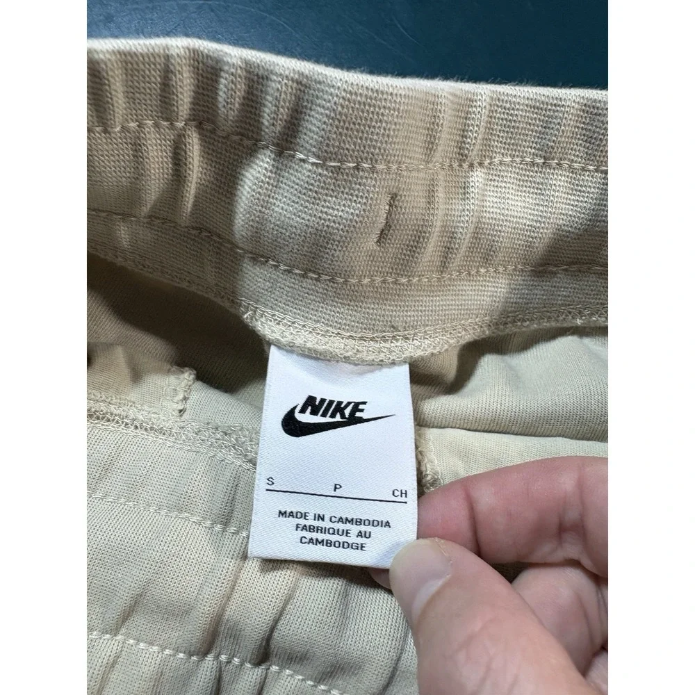 Nike waist 28